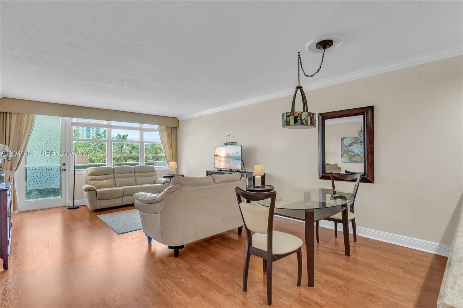 3725 S Ocean Dr 422 photo 11
