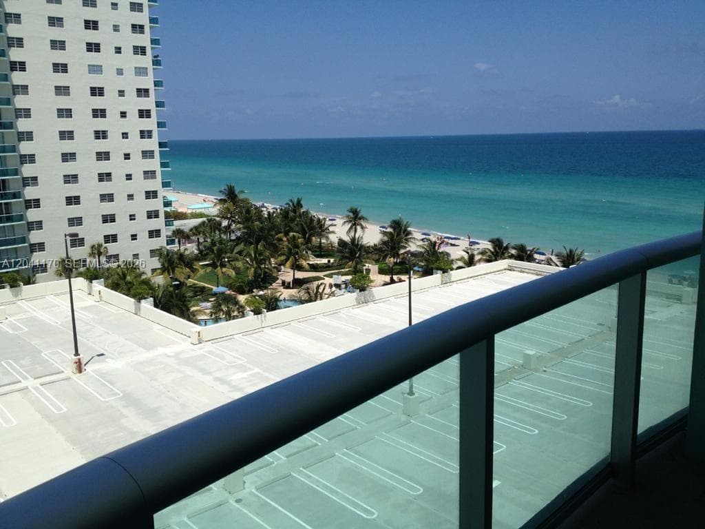3901 S Ocean Dr 8C photo 1