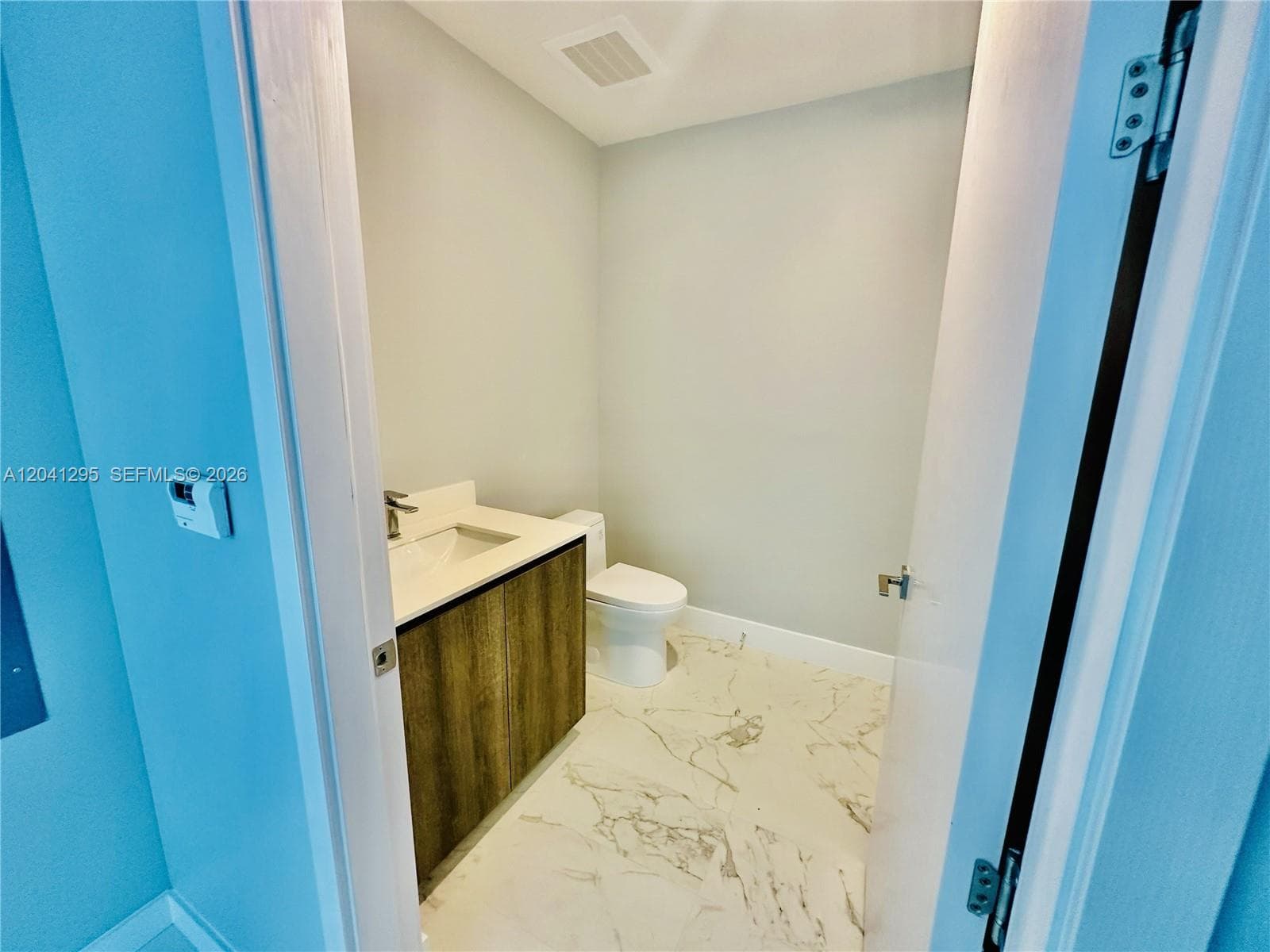 17550 Collins Ave 803 photo 13