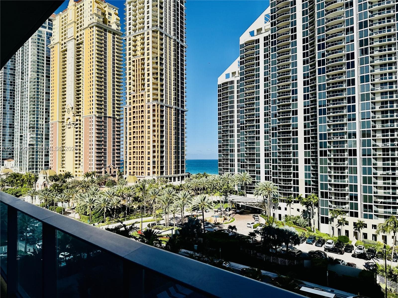 17550 Collins Ave 803 photo 3