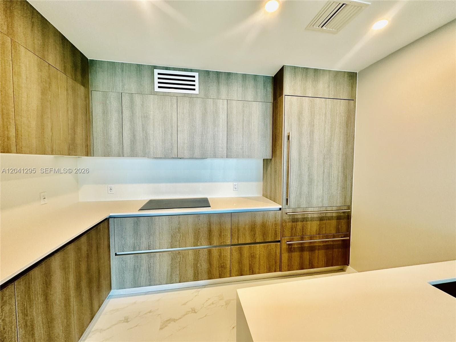 17550 Collins Ave 803 photo 15