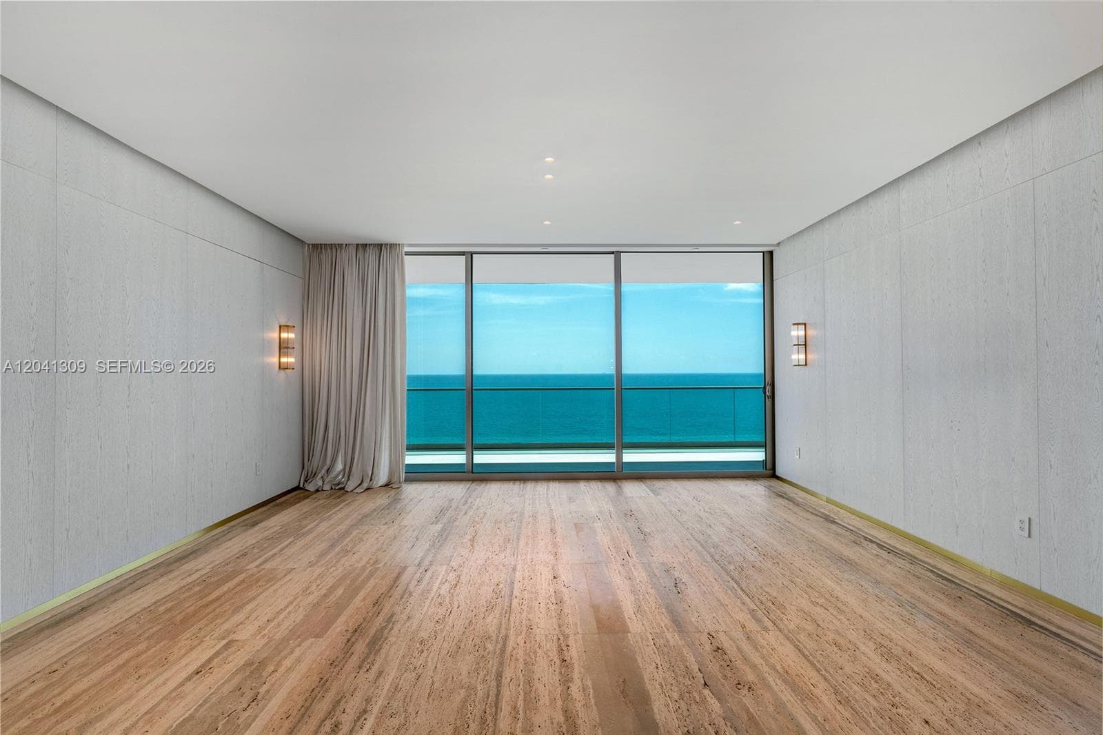 10201 Collins Ave 906 photo 7