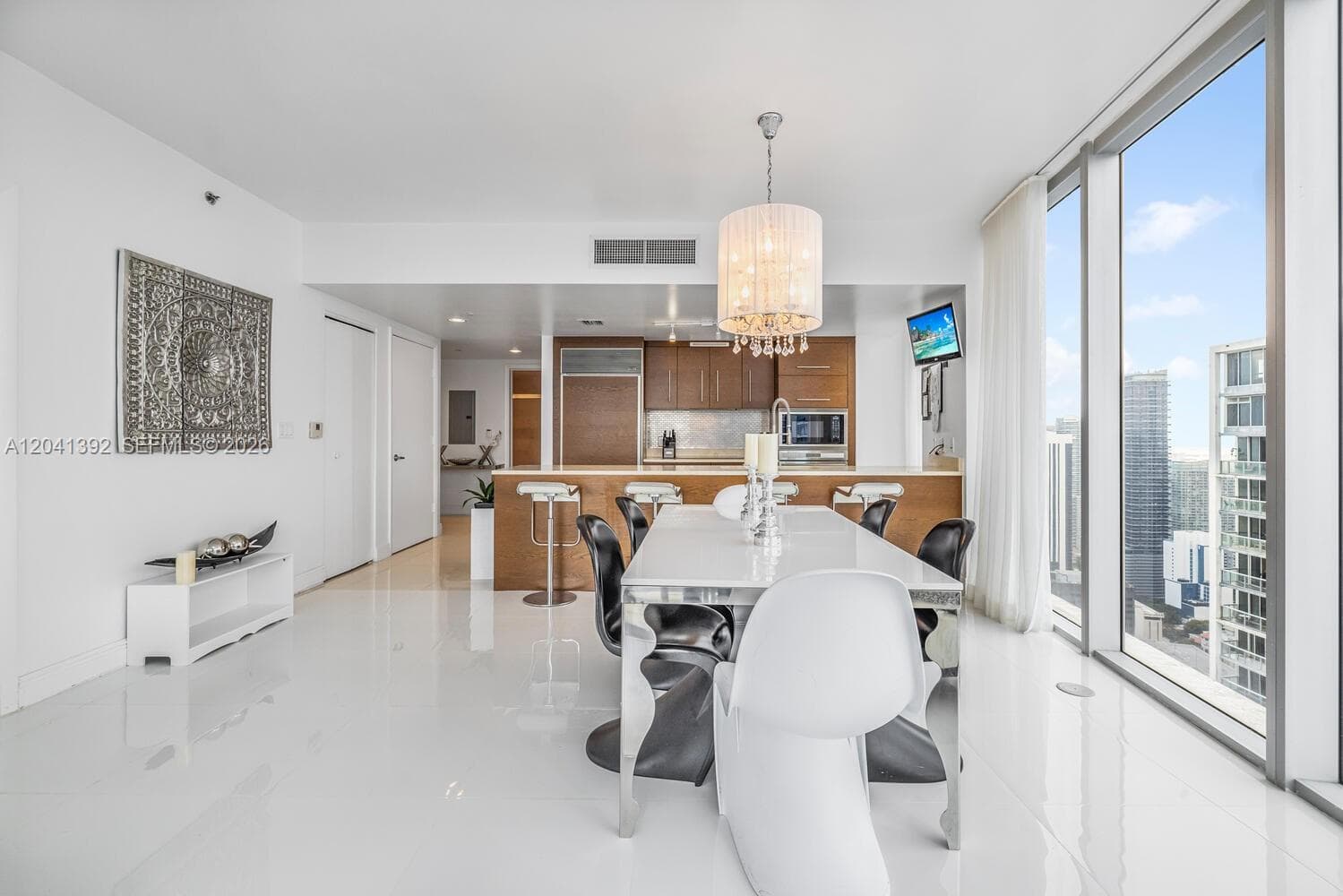 475 BRICKELL AVE 4715 photo 5