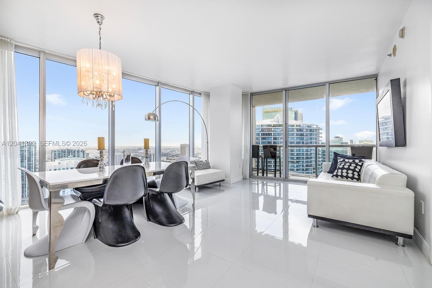 475 BRICKELL AVE 4715 photo 9