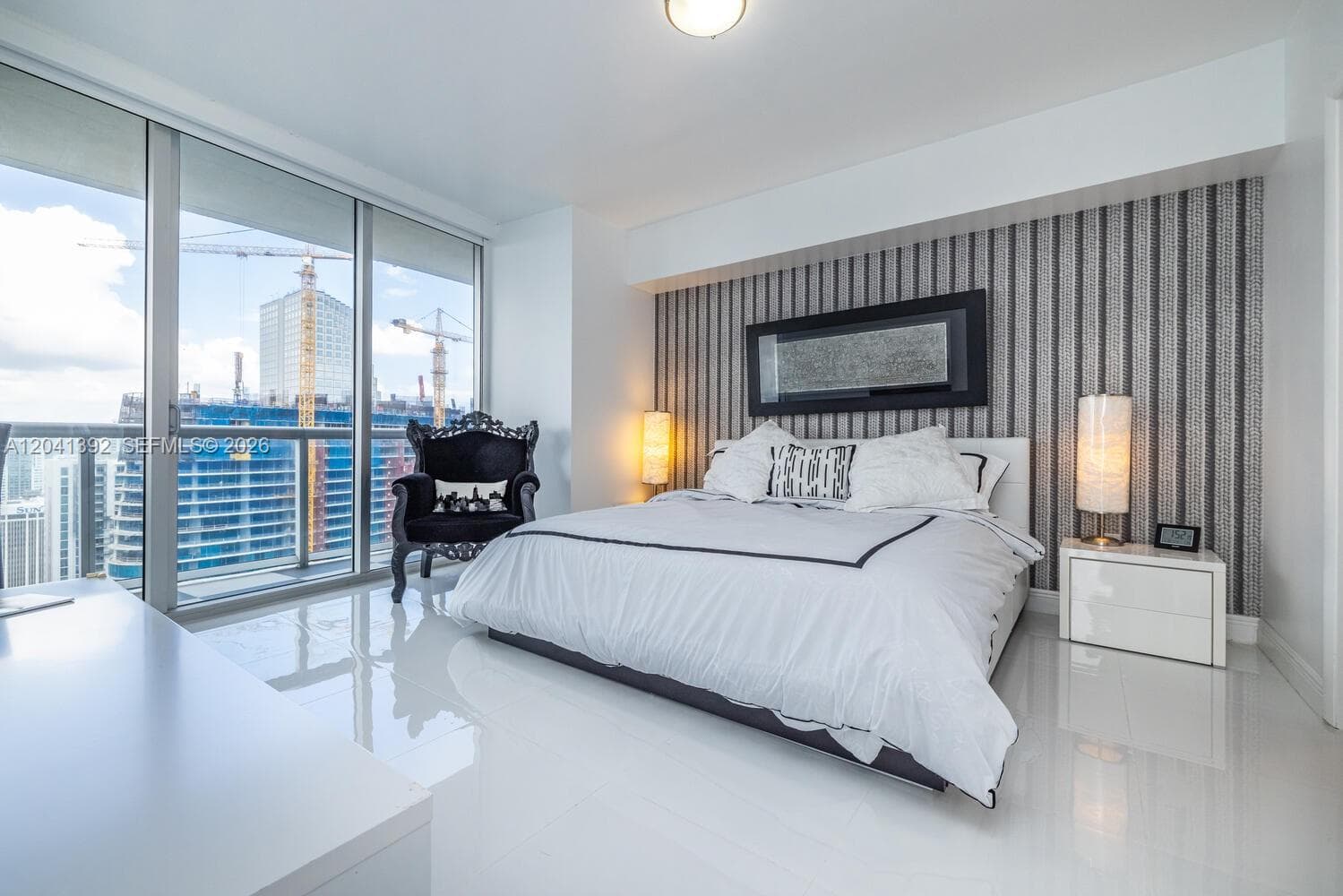 475 BRICKELL AVE 4715 photo 19