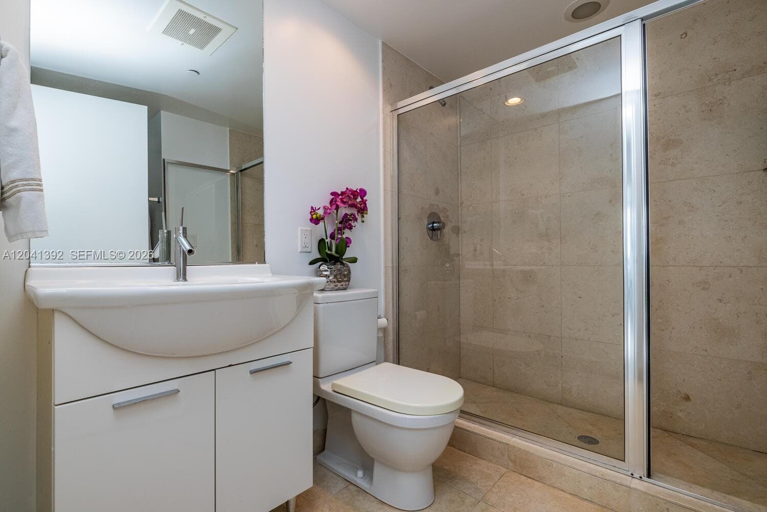 475 BRICKELL AVE 4715 photo 21