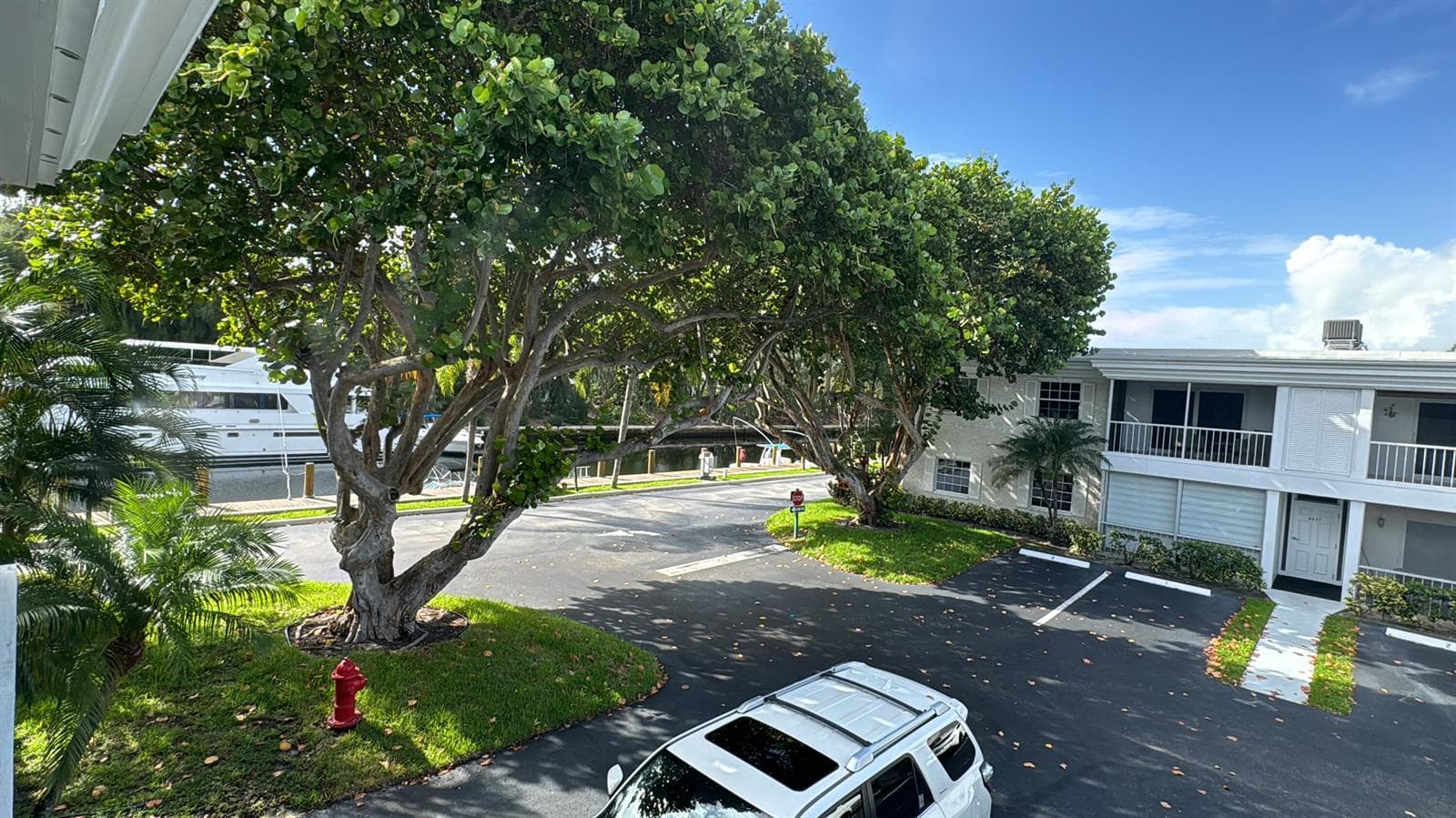 6249 Bay Club Drive 3 photo 18