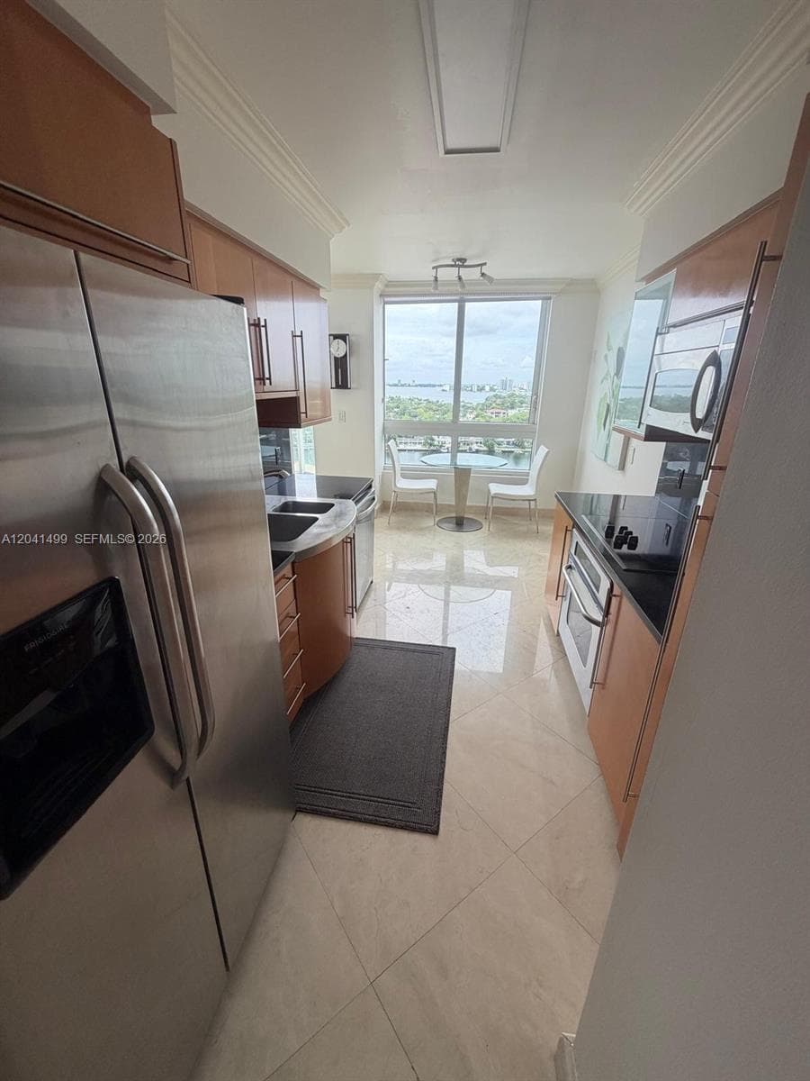 6365 Collins Ave 1707 photo 8
