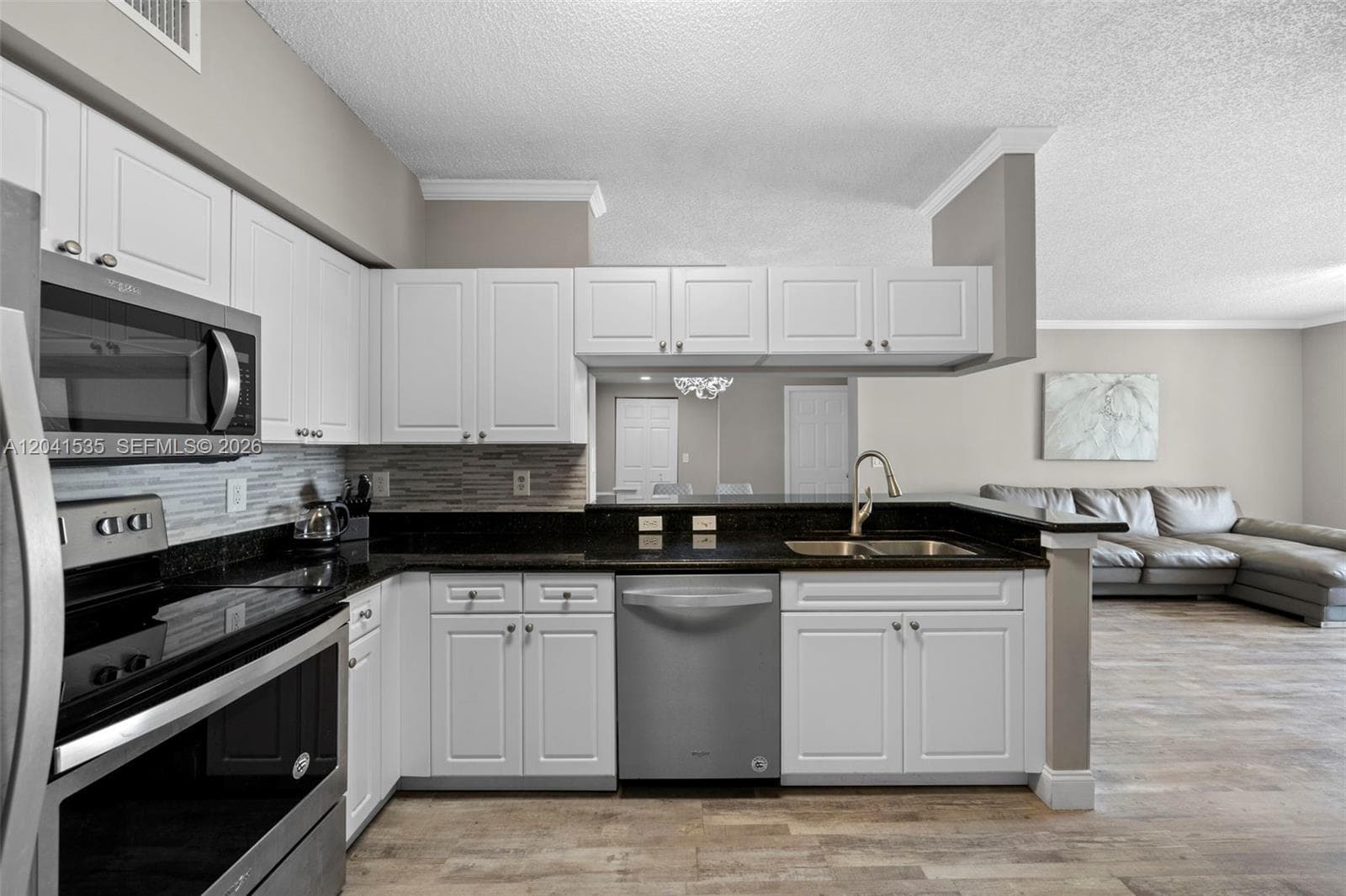 17150 N Bay Rd 2913 photo 12