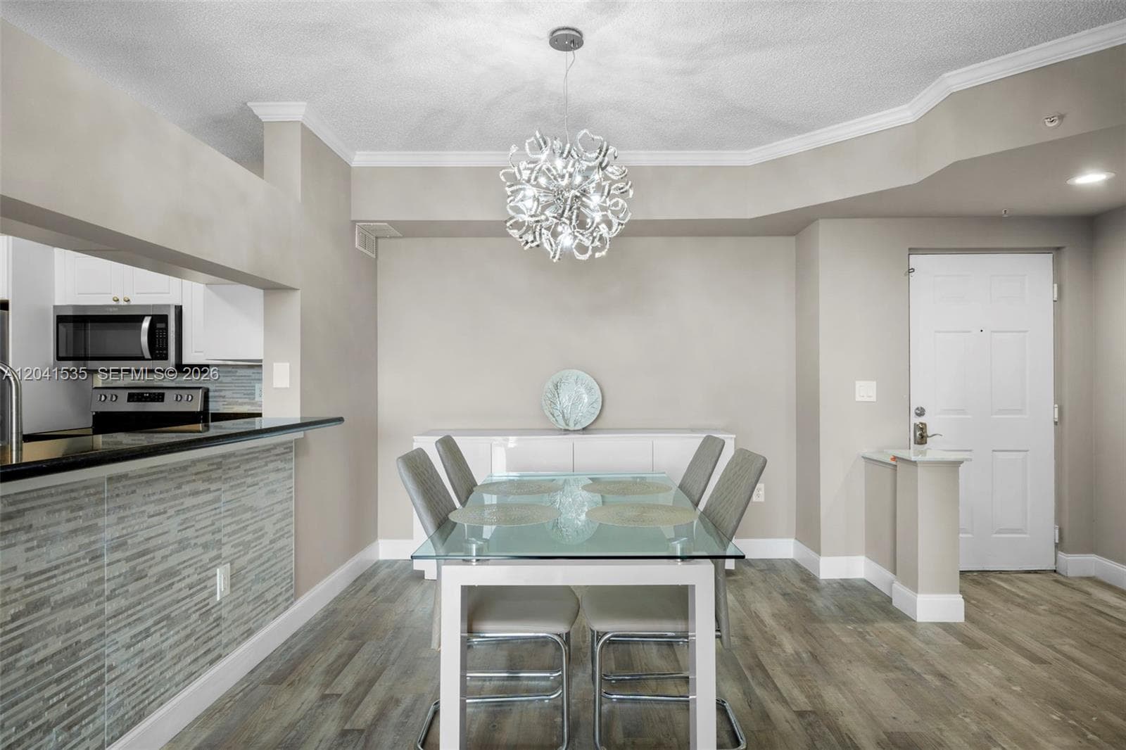 17150 N Bay Rd 2913 photo 3