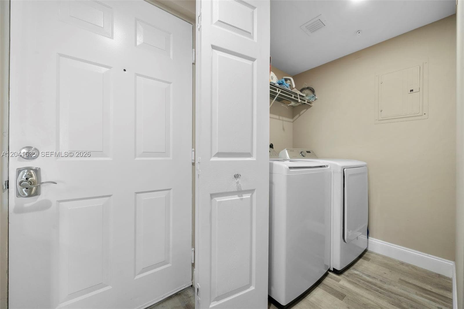17150 N Bay Rd 2913 photo 4