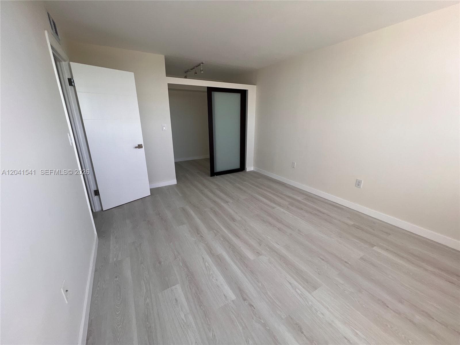 700 NE 63 ST DPH9 photo 13