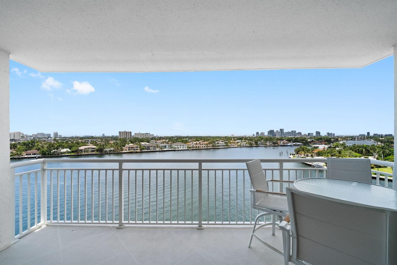 511 Bayshore Drive 910 photo 23