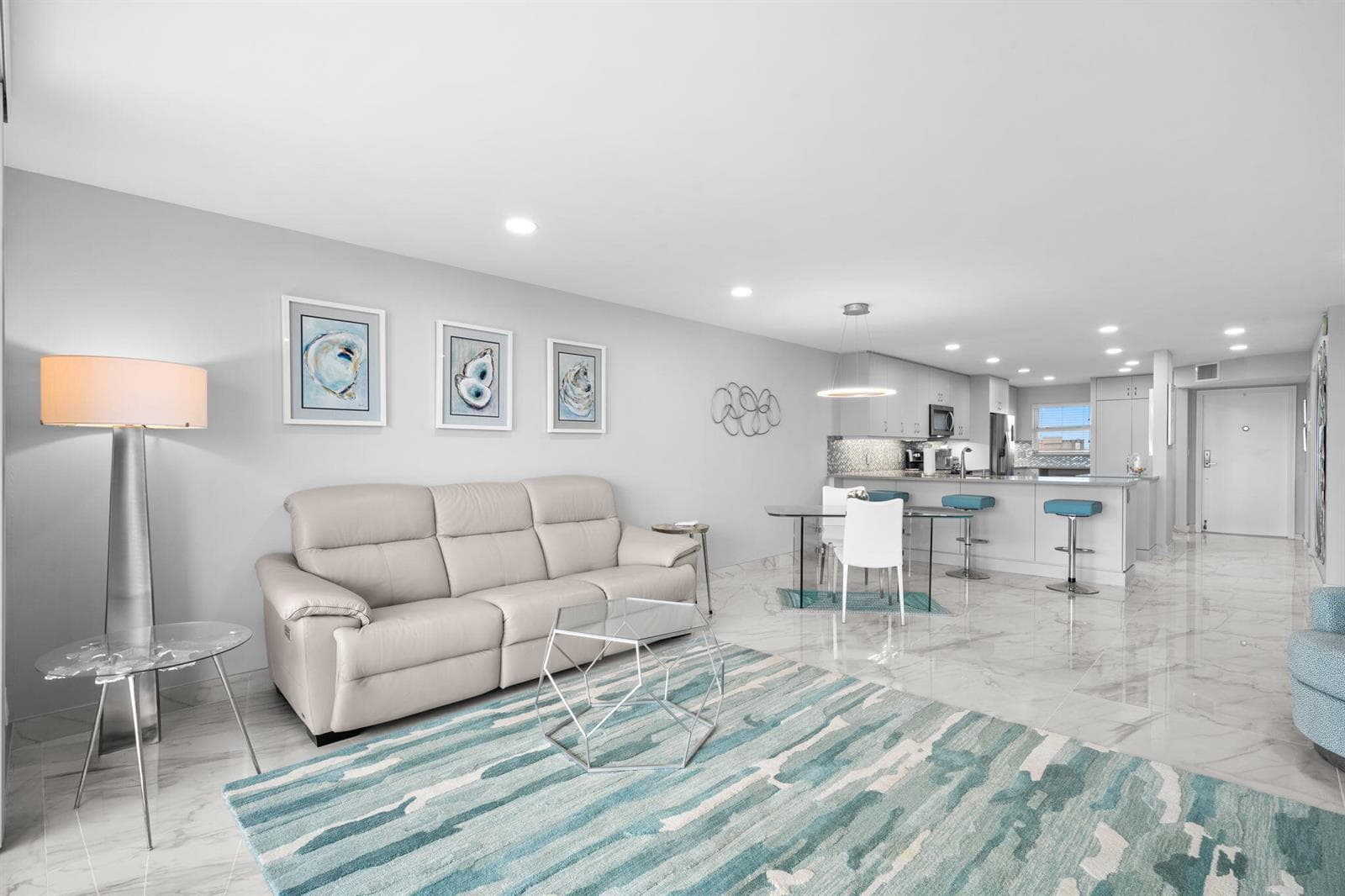 511 Bayshore Drive 910 photo 7