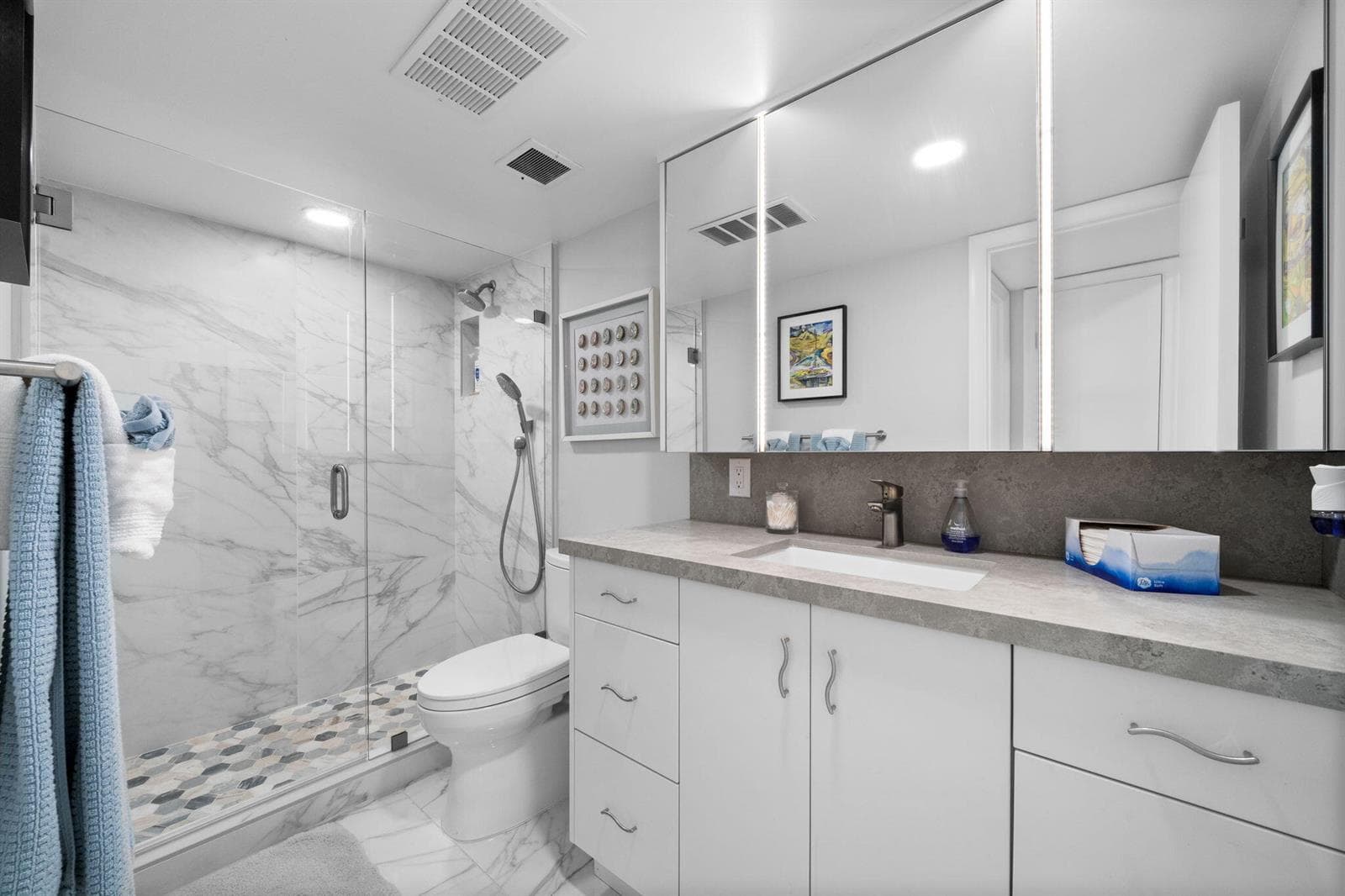 511 Bayshore Drive 910 photo 20
