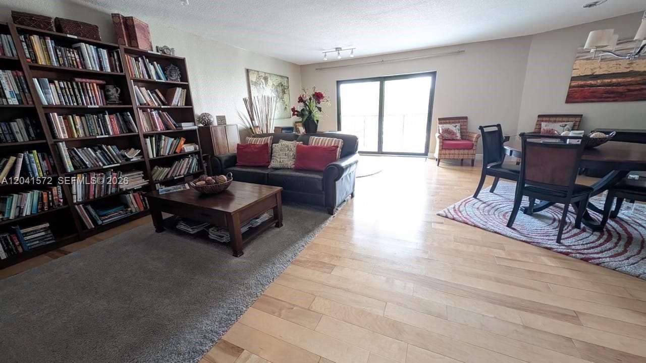 900 River Reach Dr 404 photo 22