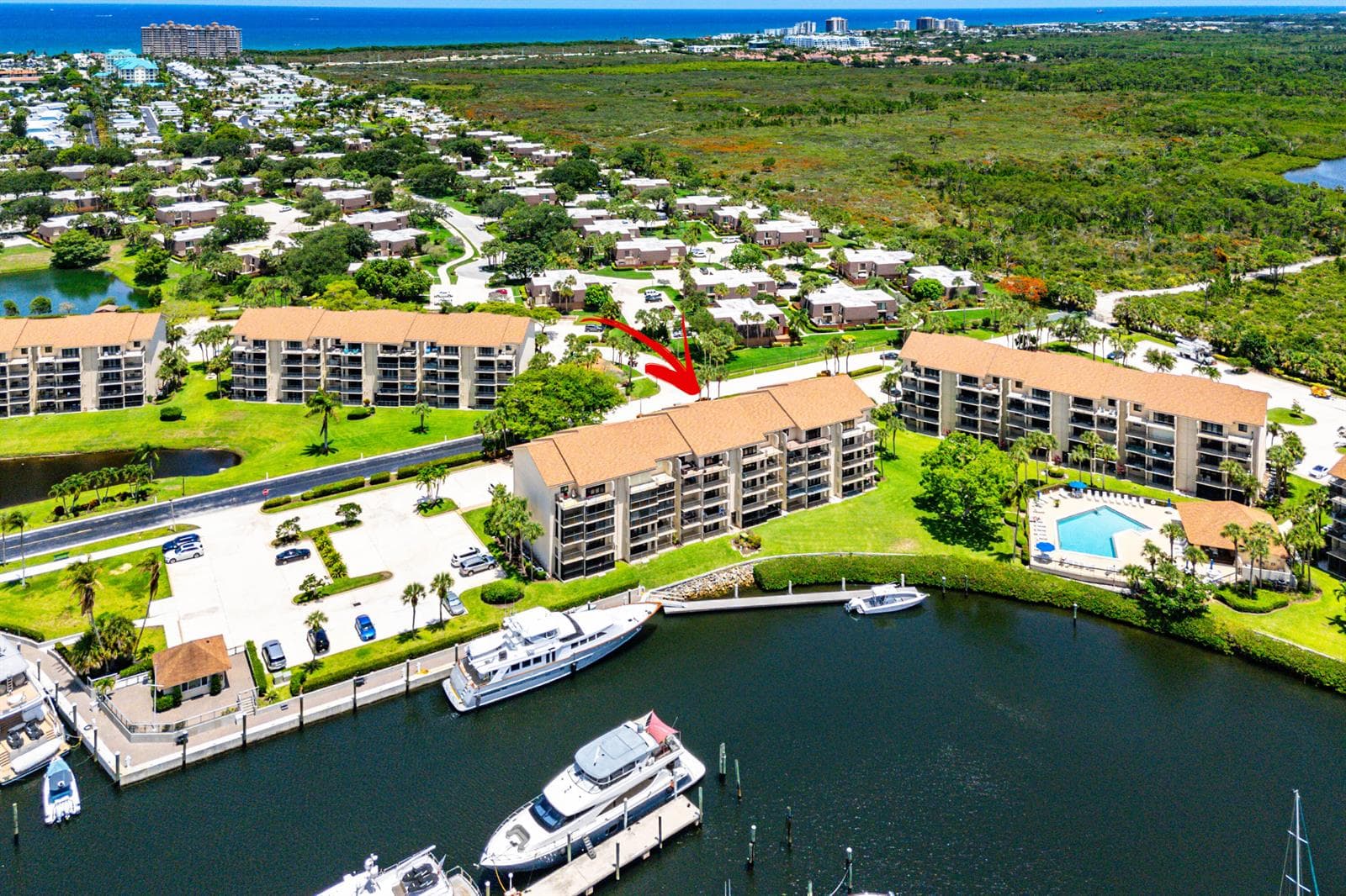 1301 Seafarer Circle 403 photo 1