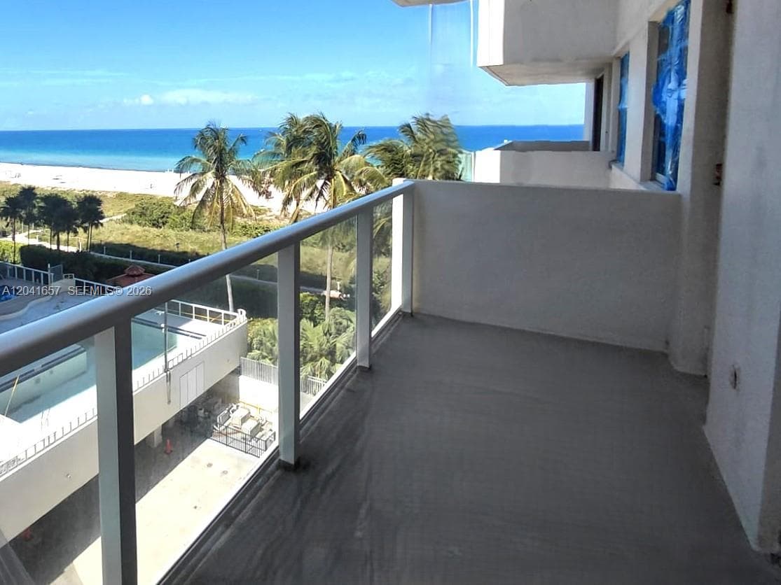 5701 Collins Ave 619 photo 6