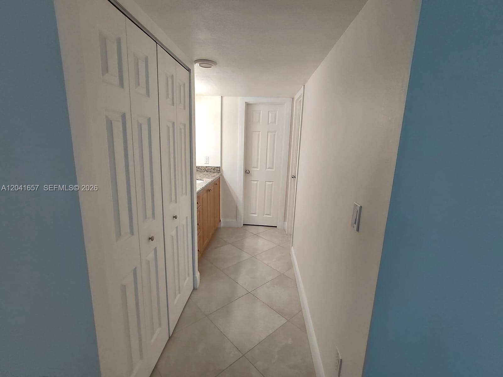 5701 Collins Ave 619 photo 17