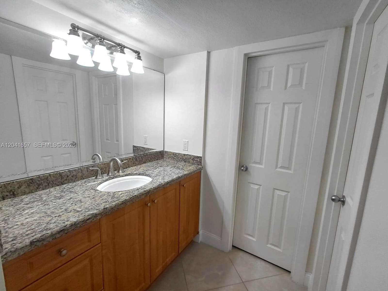 5701 Collins Ave 619 photo 18
