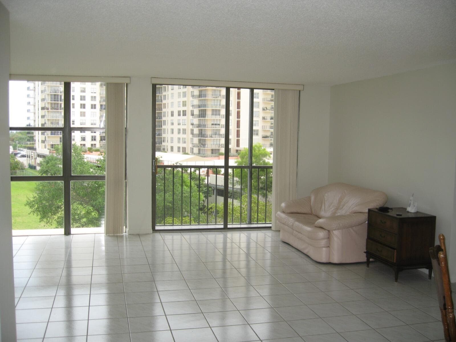 17500 N Bay Road S508 photo 5
