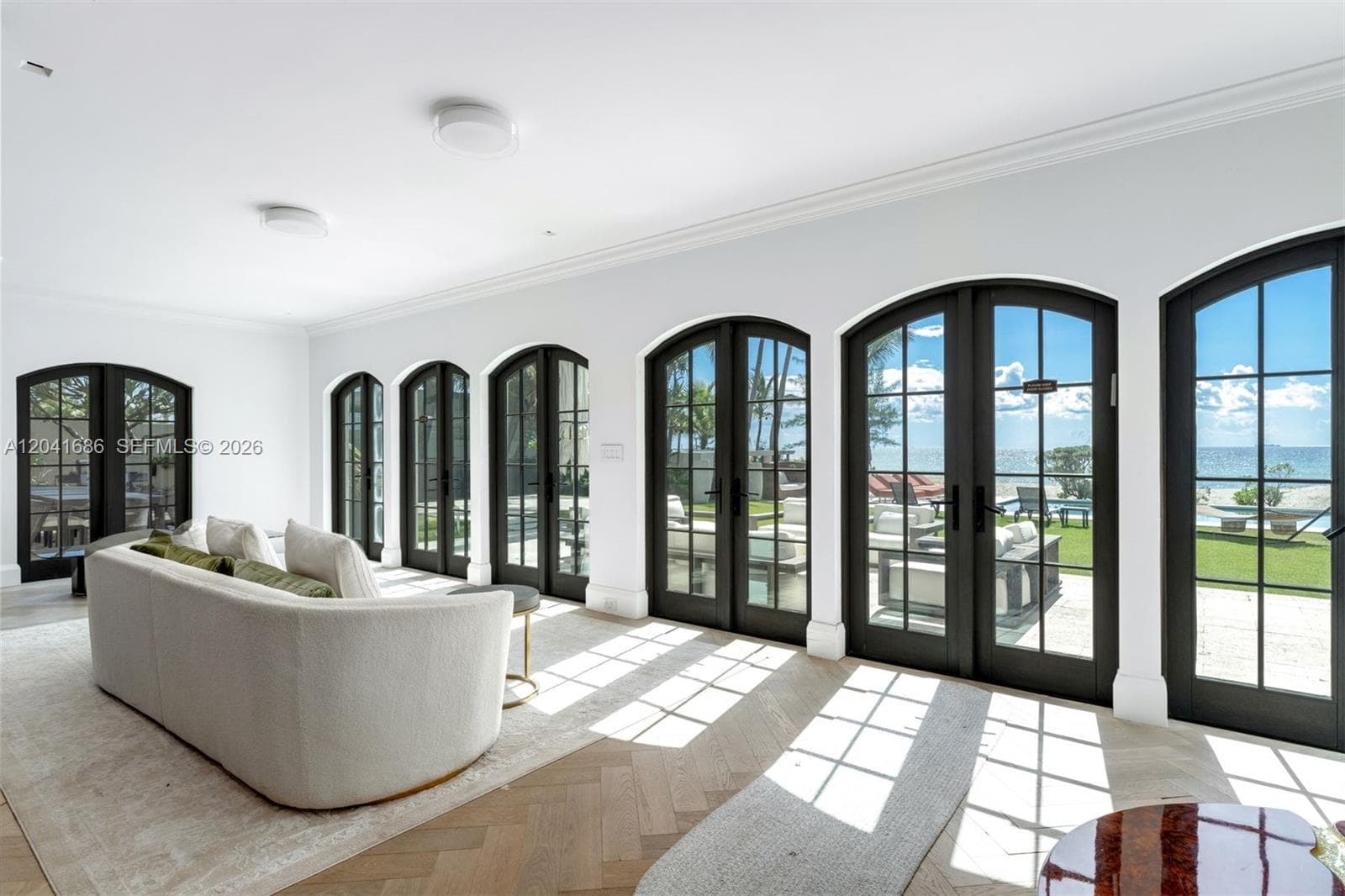 115 Ocean Blvd photo 9