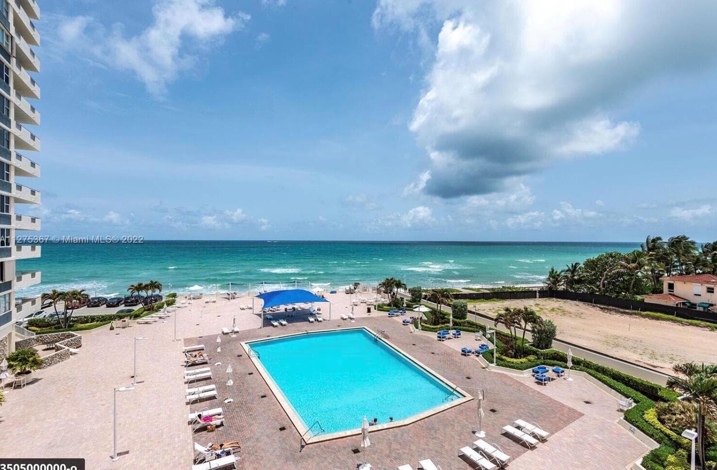 3180 S Ocean Drive 414 photo 2