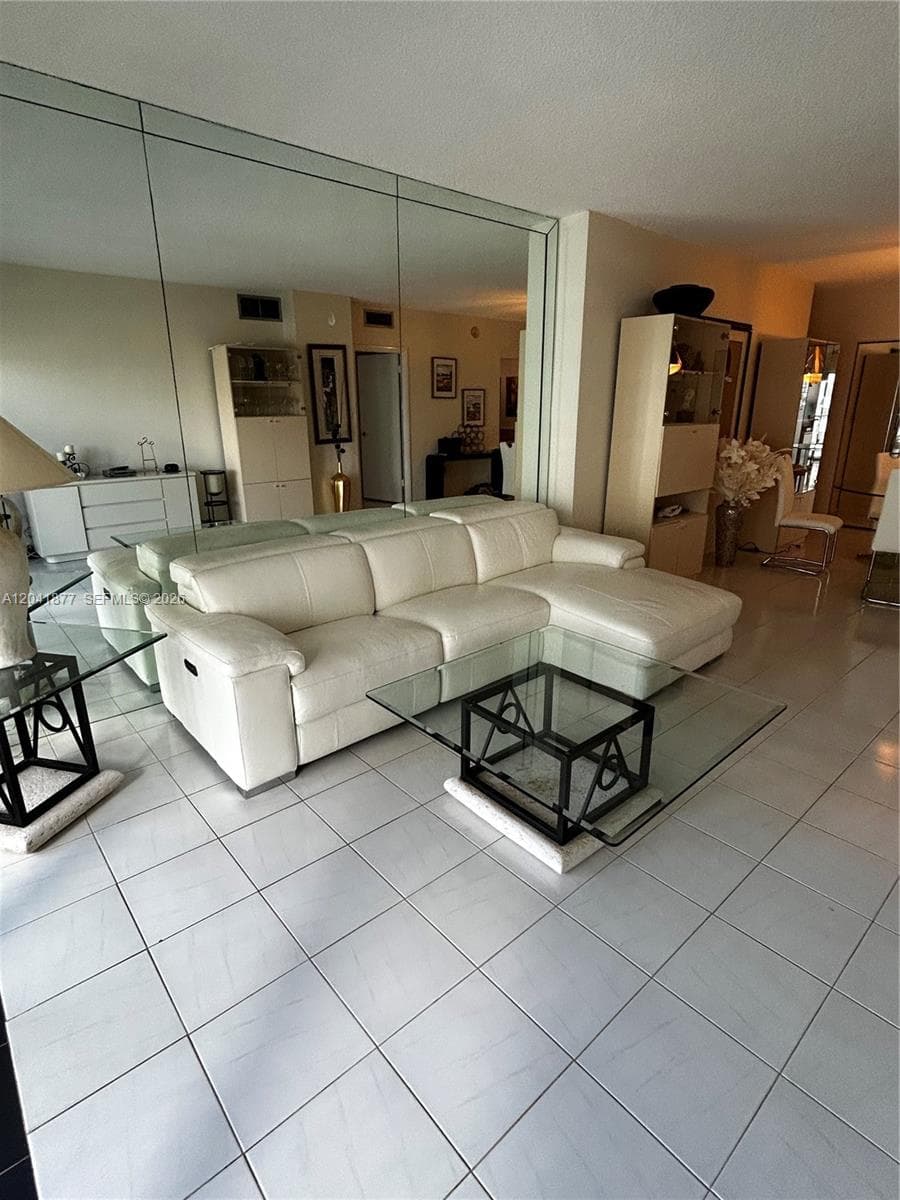 1980 S Ocean Dr 8A photo 11