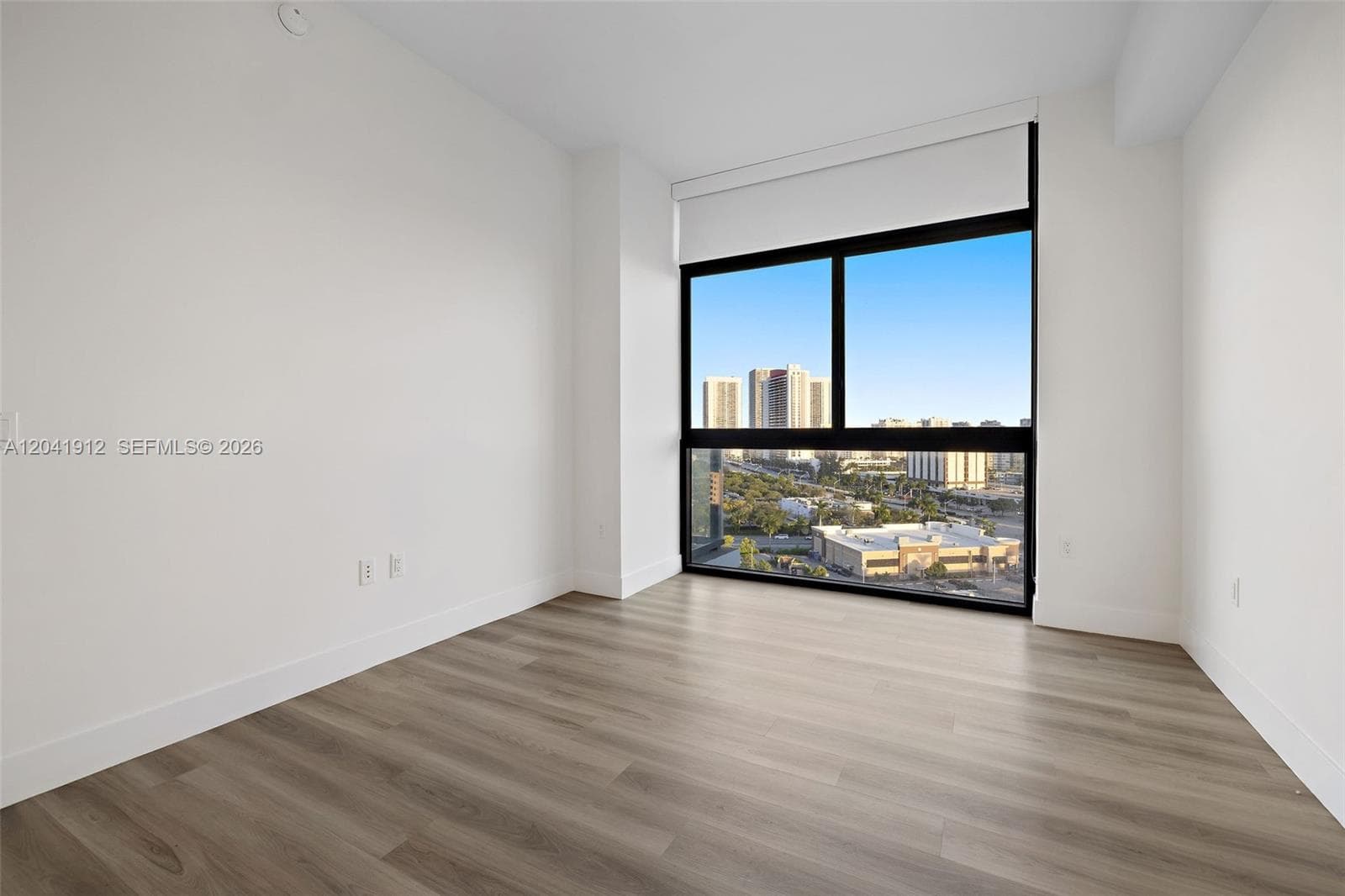 101 Diplomat Pkwy 2104 photo 20