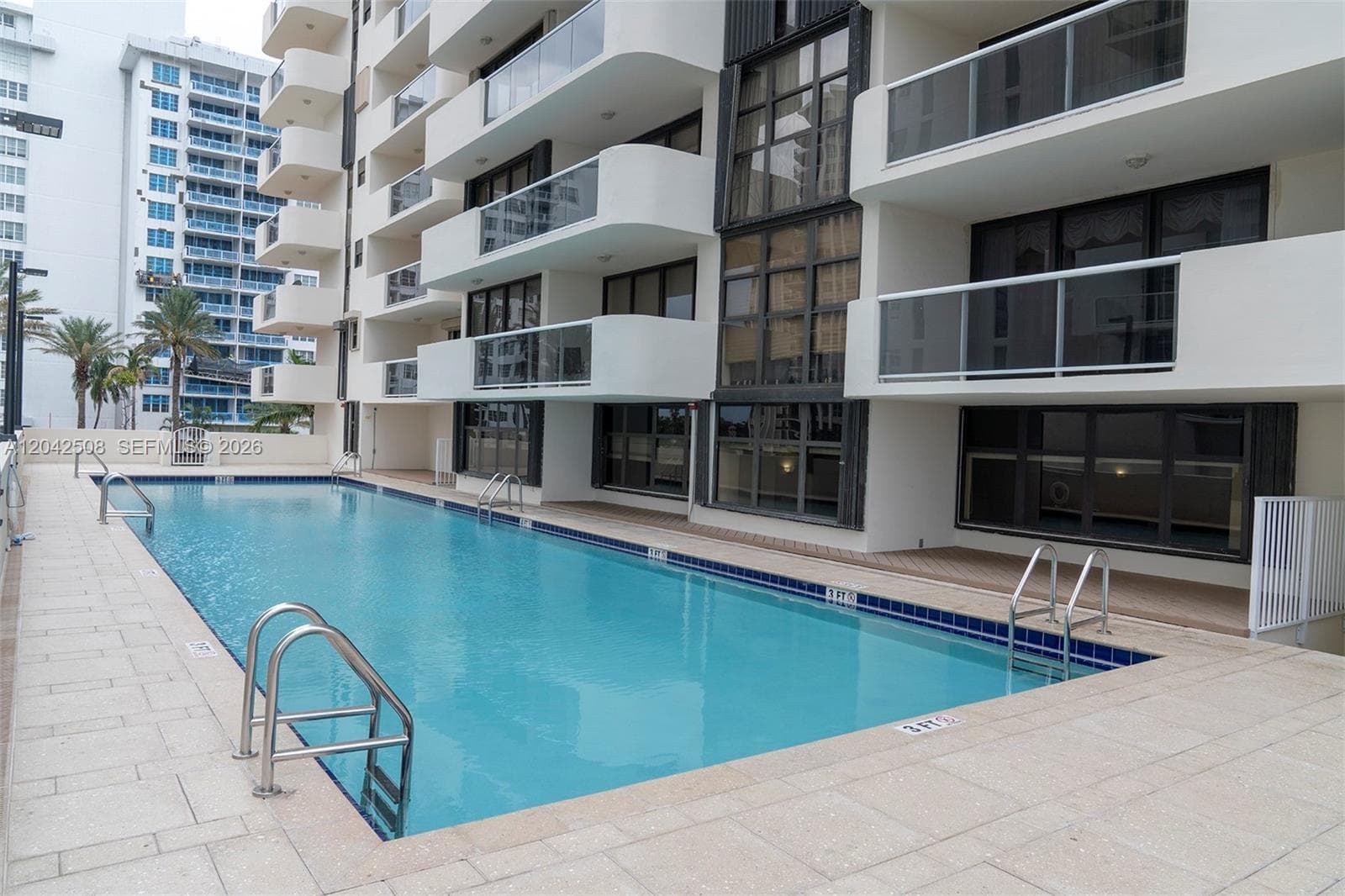 5757 Collins Ave 1604 photo 9