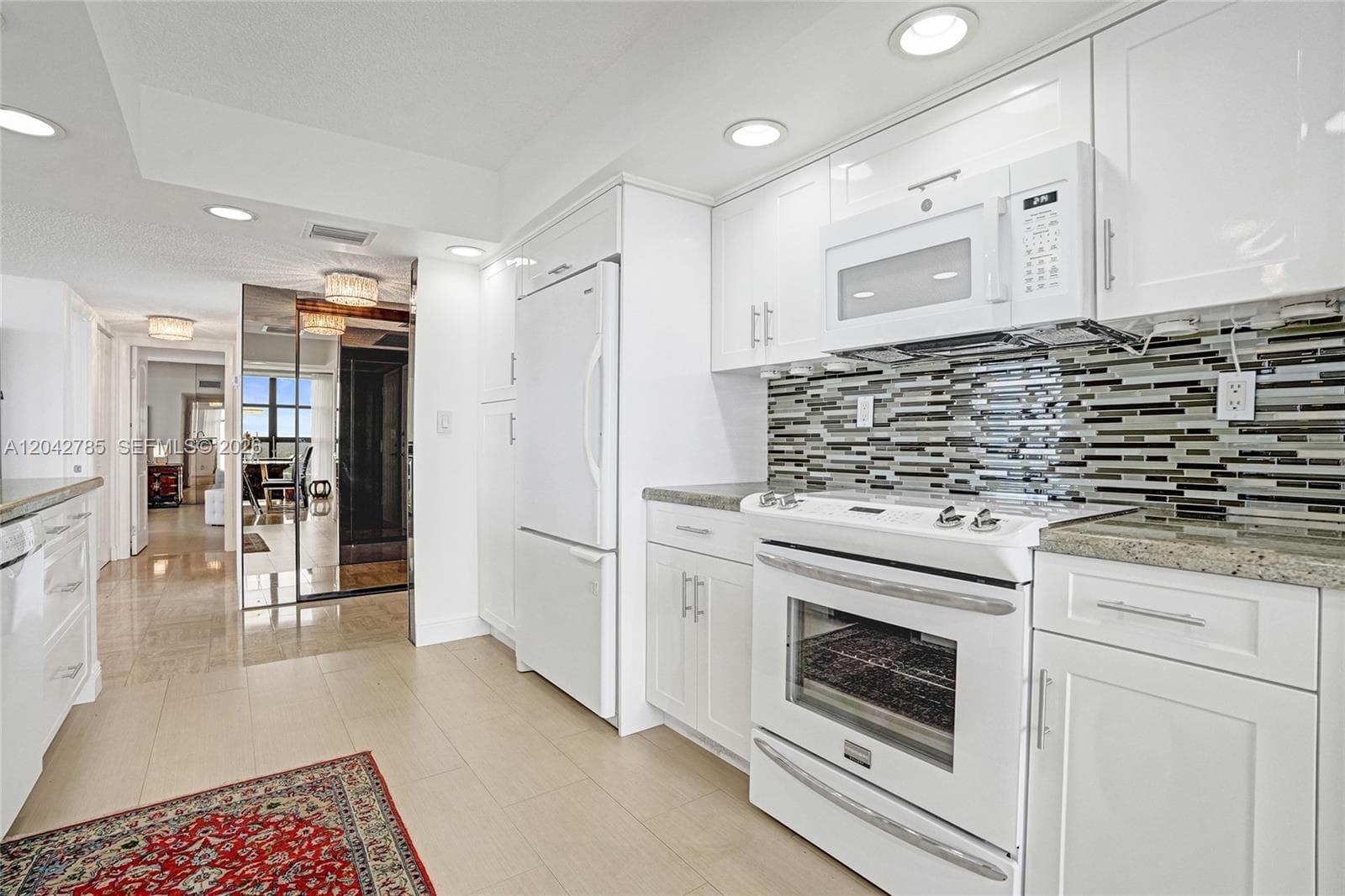 400 Leslie Dr PH# 1110 photo 10