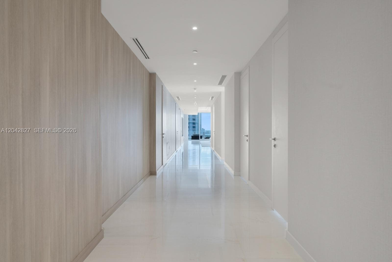 300 Biscayne Boulevard Way 2701 photo 13