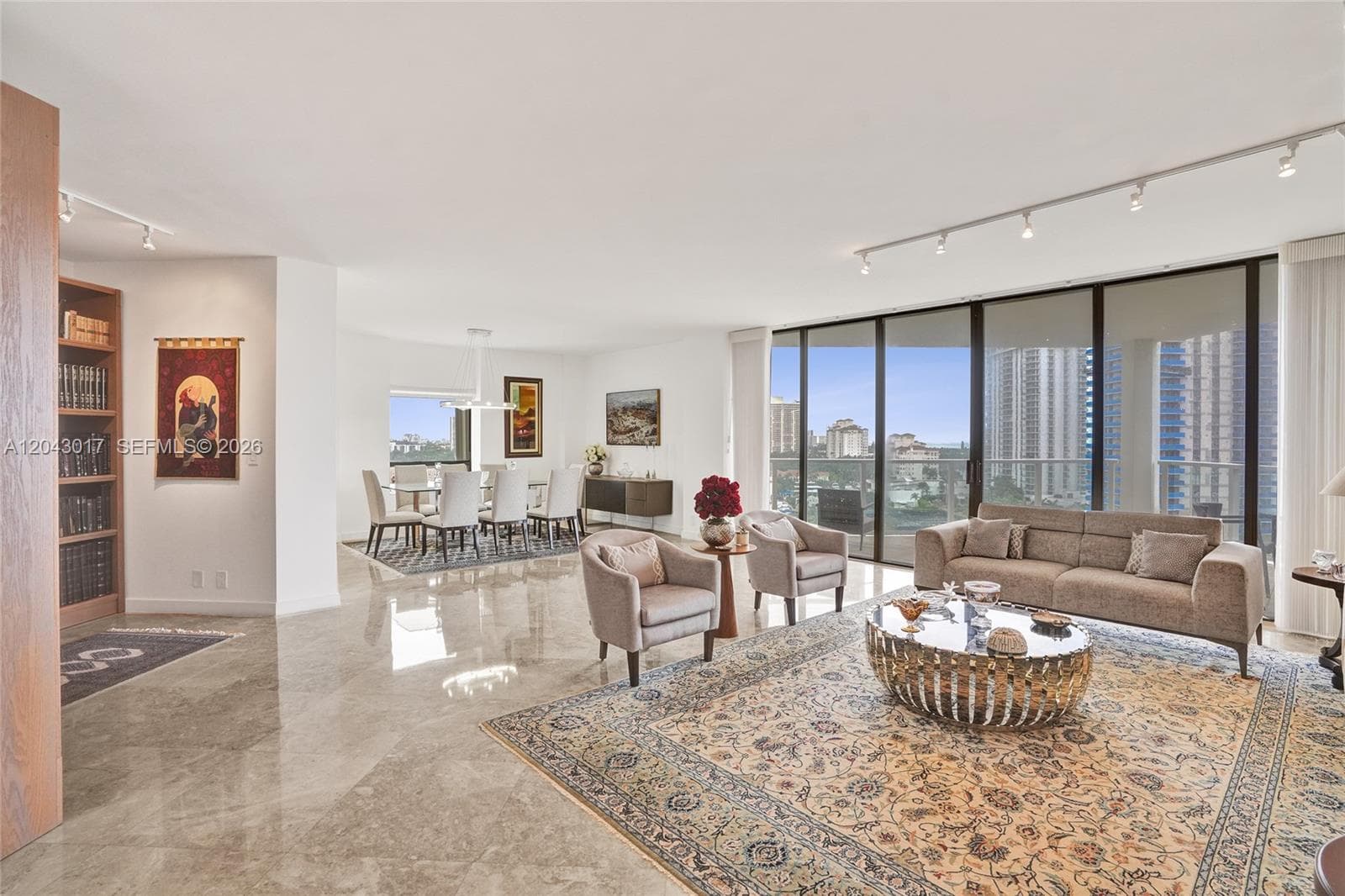 19500 Turnberry Way 10A photo 5