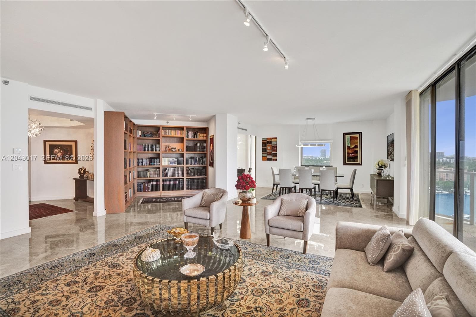 19500 Turnberry Way 10A photo 4