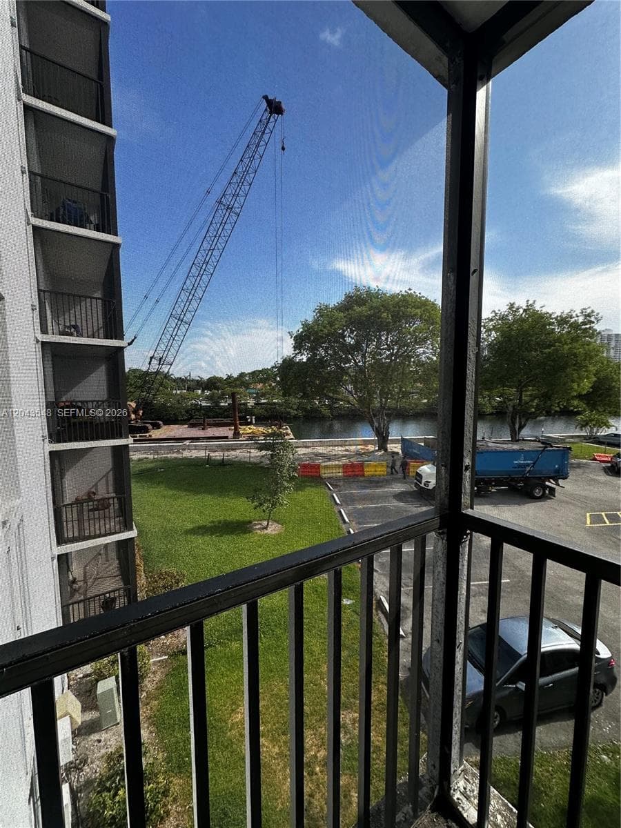 3475 N Country Club Dr 315 photo 19