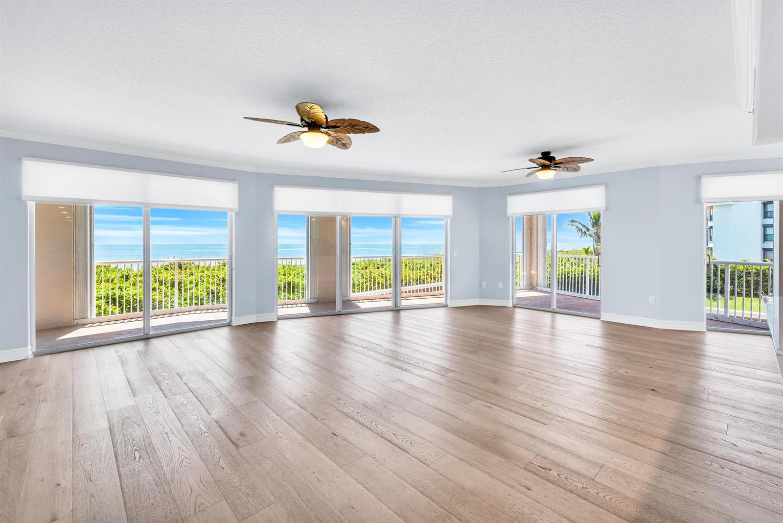 4160 N Highway A1a 207a photo 2