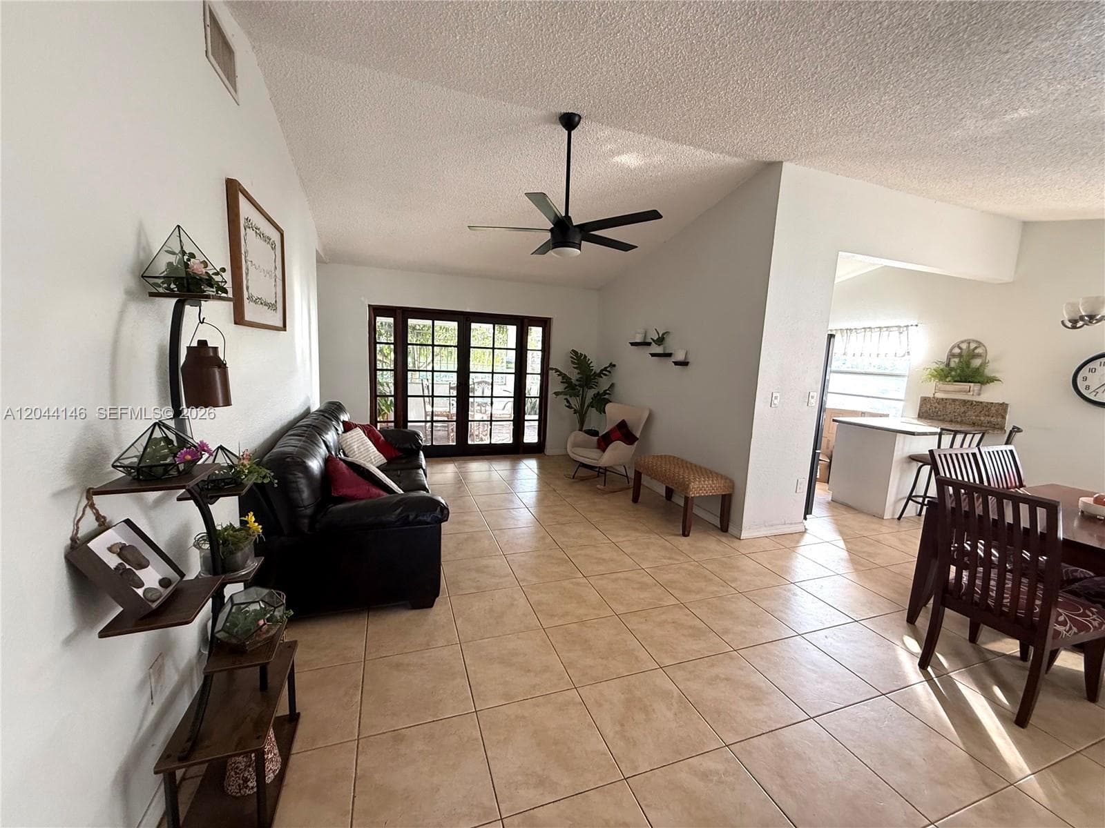 15622 SW 142nd Ct photo 8