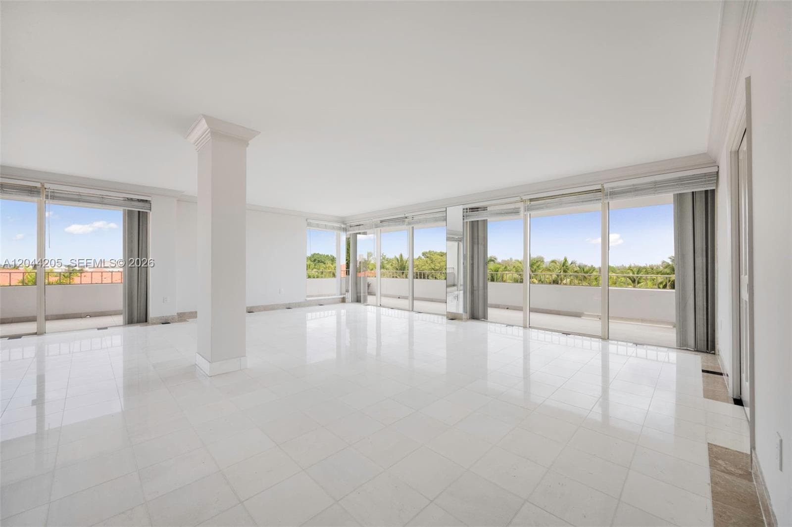 155 Ocean Lane Dr 600 photo 6