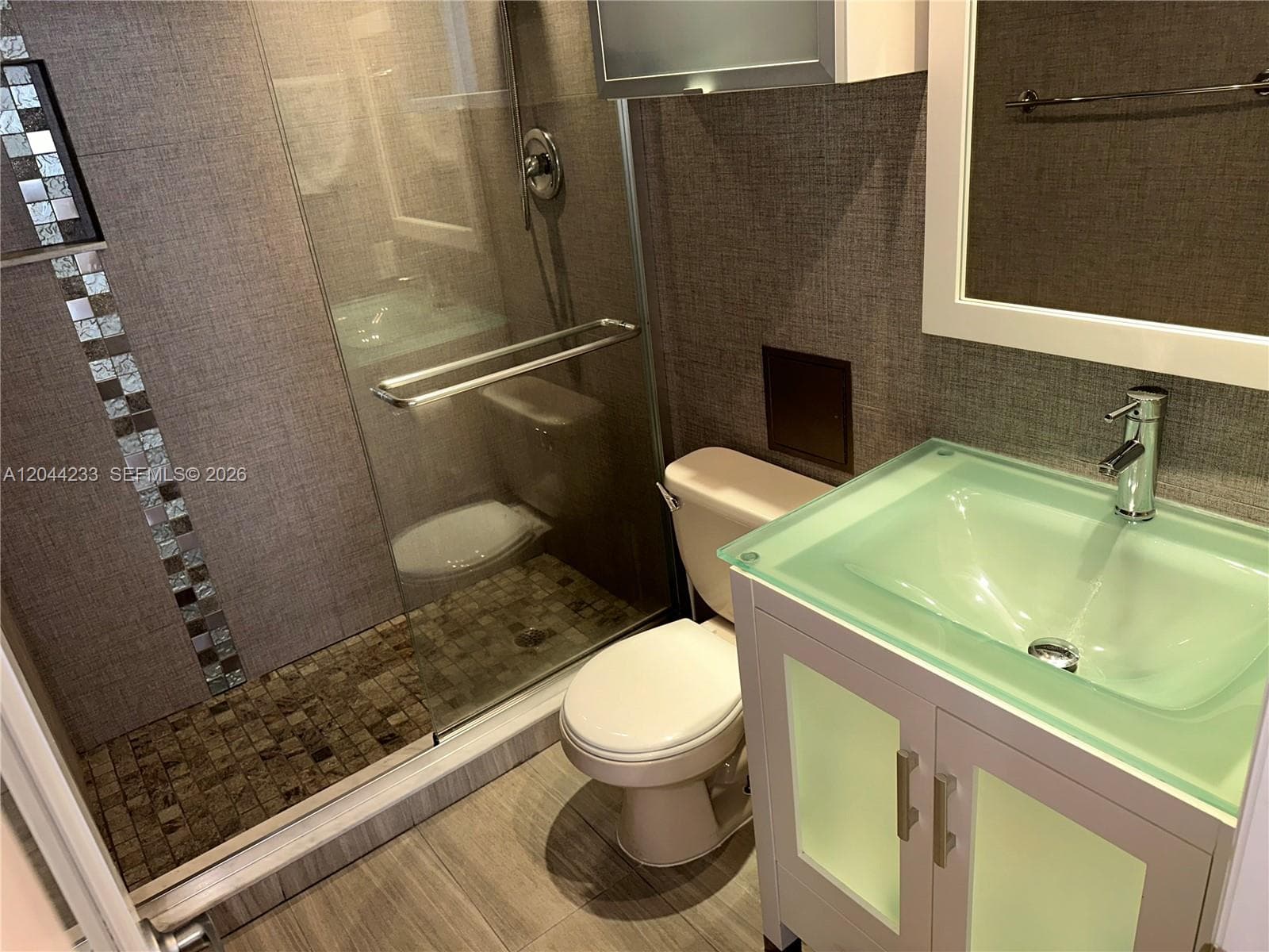 6039 Collins Ave 1205 photo 9