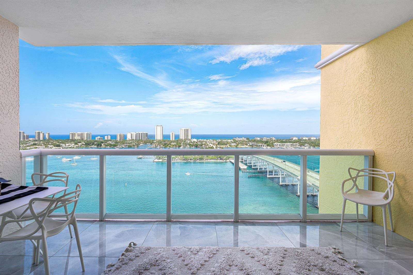 2640 Lake Shore Drive 2112 photo 1