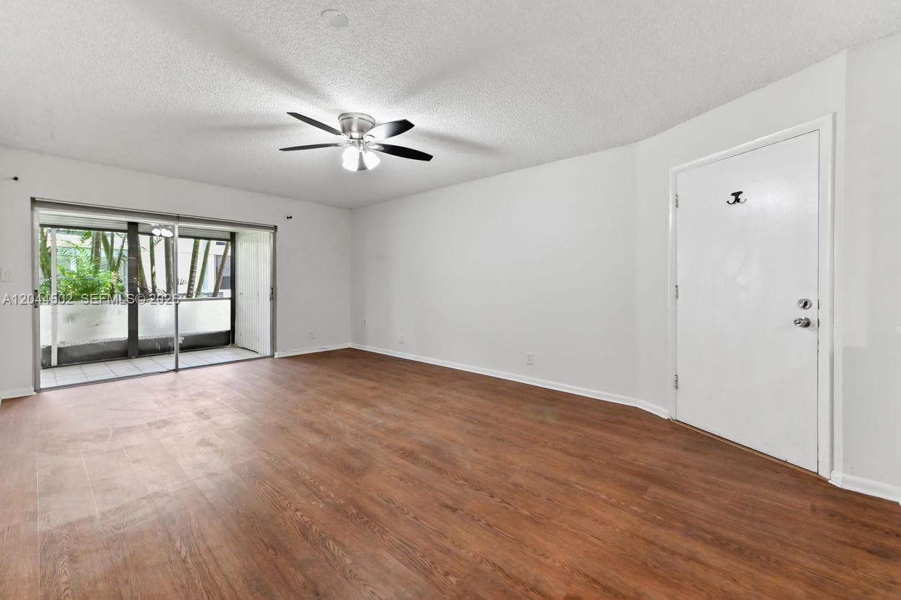 10789 N Military Trl 9 photo 5
