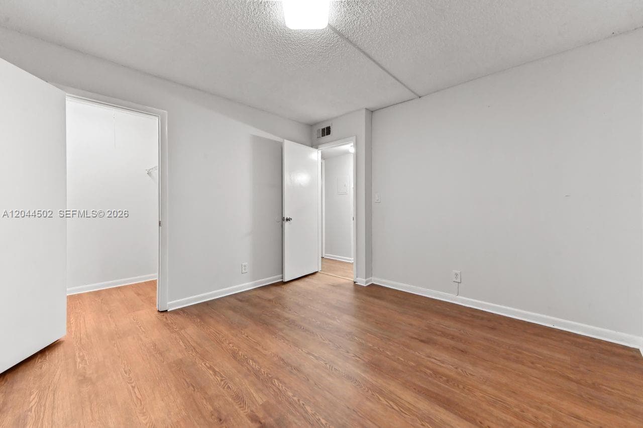 10789 N Military Trl 9 photo 10