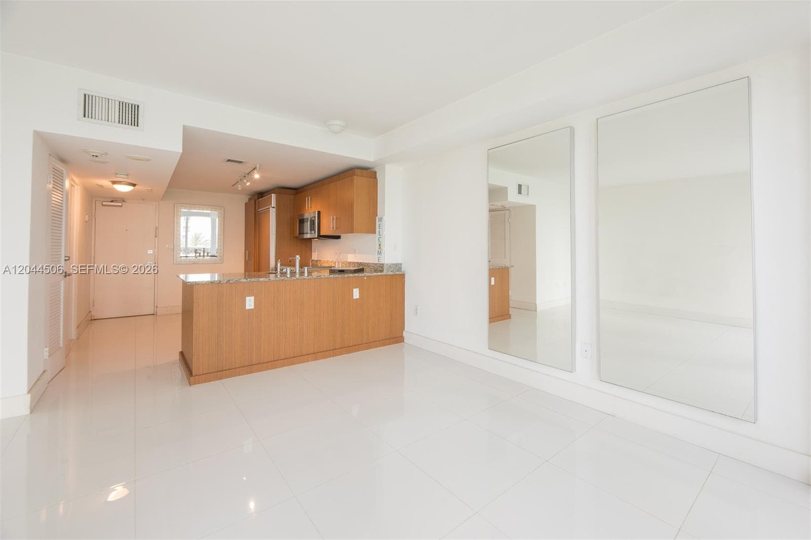 10275 E Collins Ave 502 photo 5