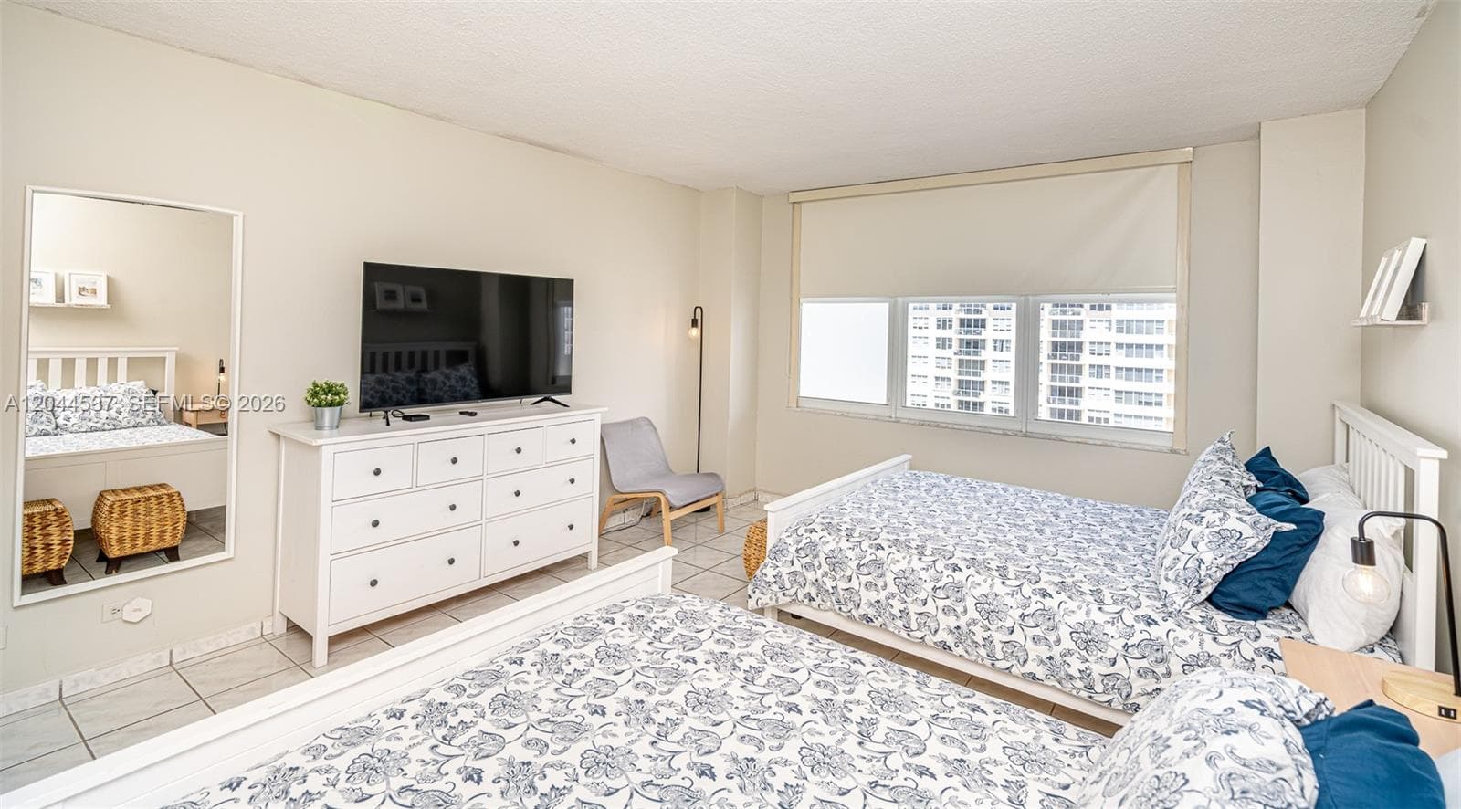 5601 Collins Ave 1517 photo 17