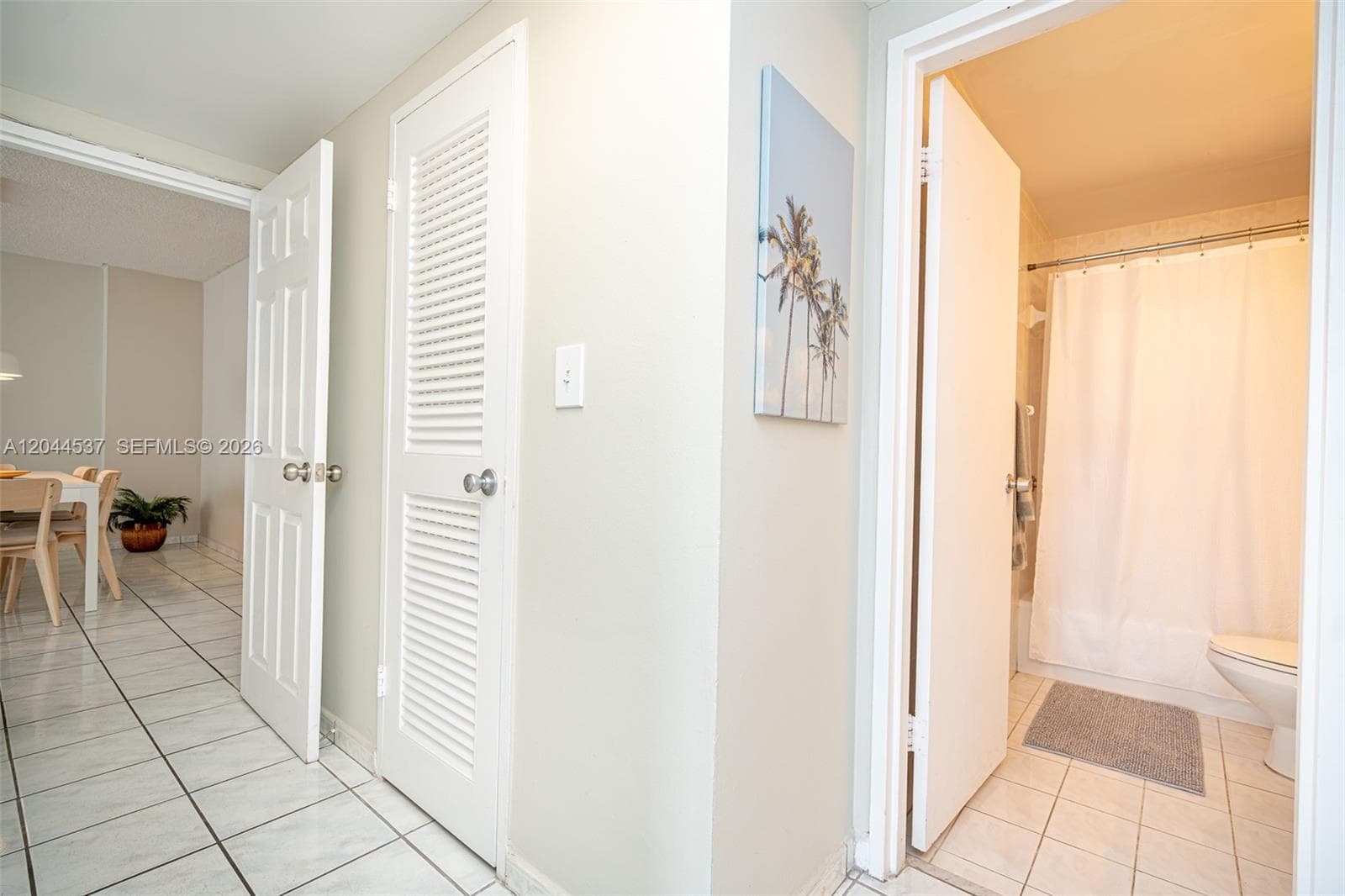 5601 Collins Ave 1517 photo 19