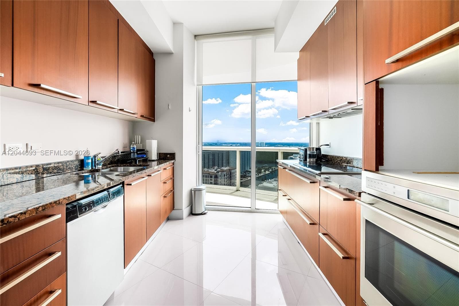 16001 Collins Ave 2605 photo 10