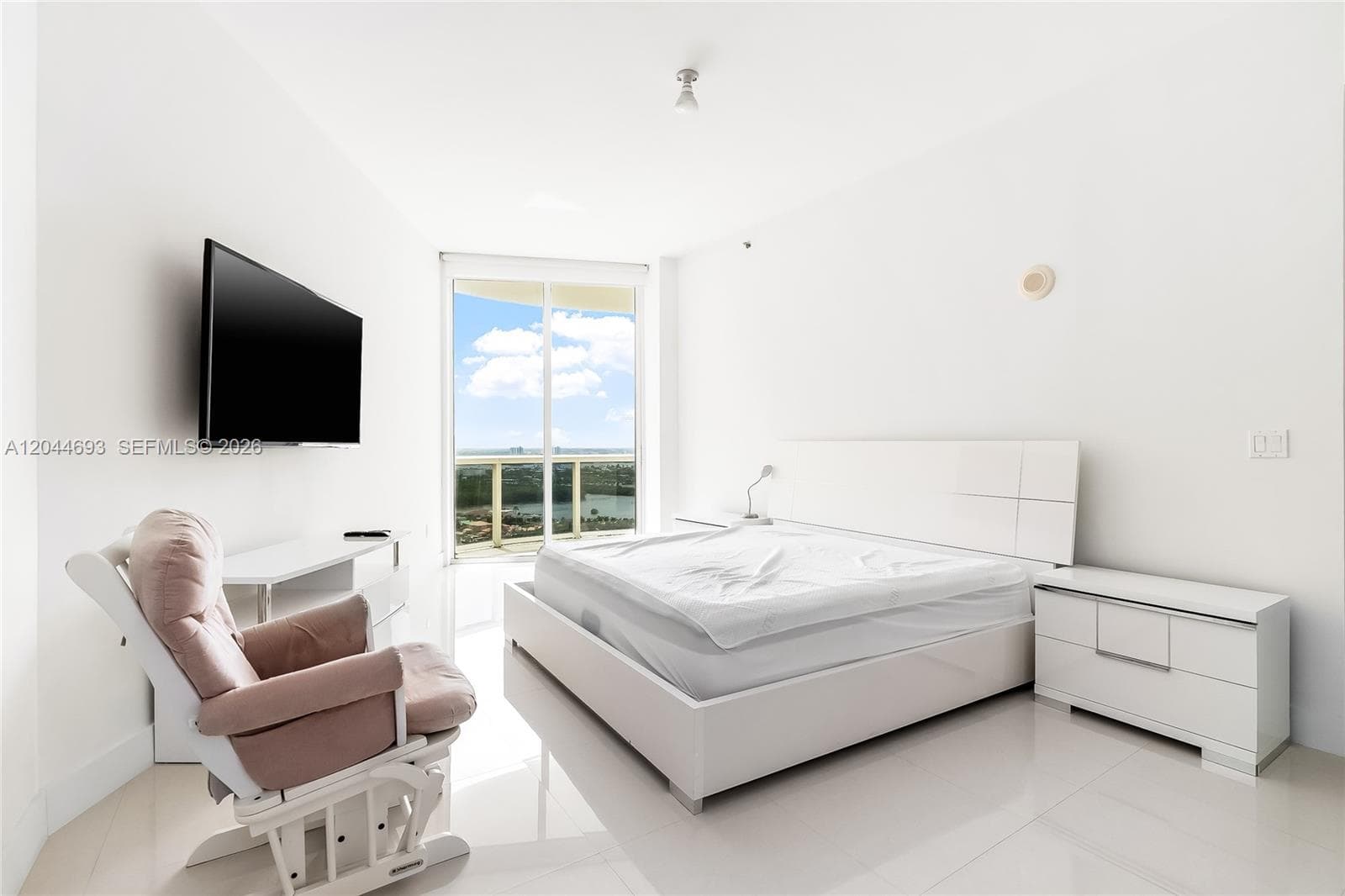 16001 Collins Ave 2605 photo 15