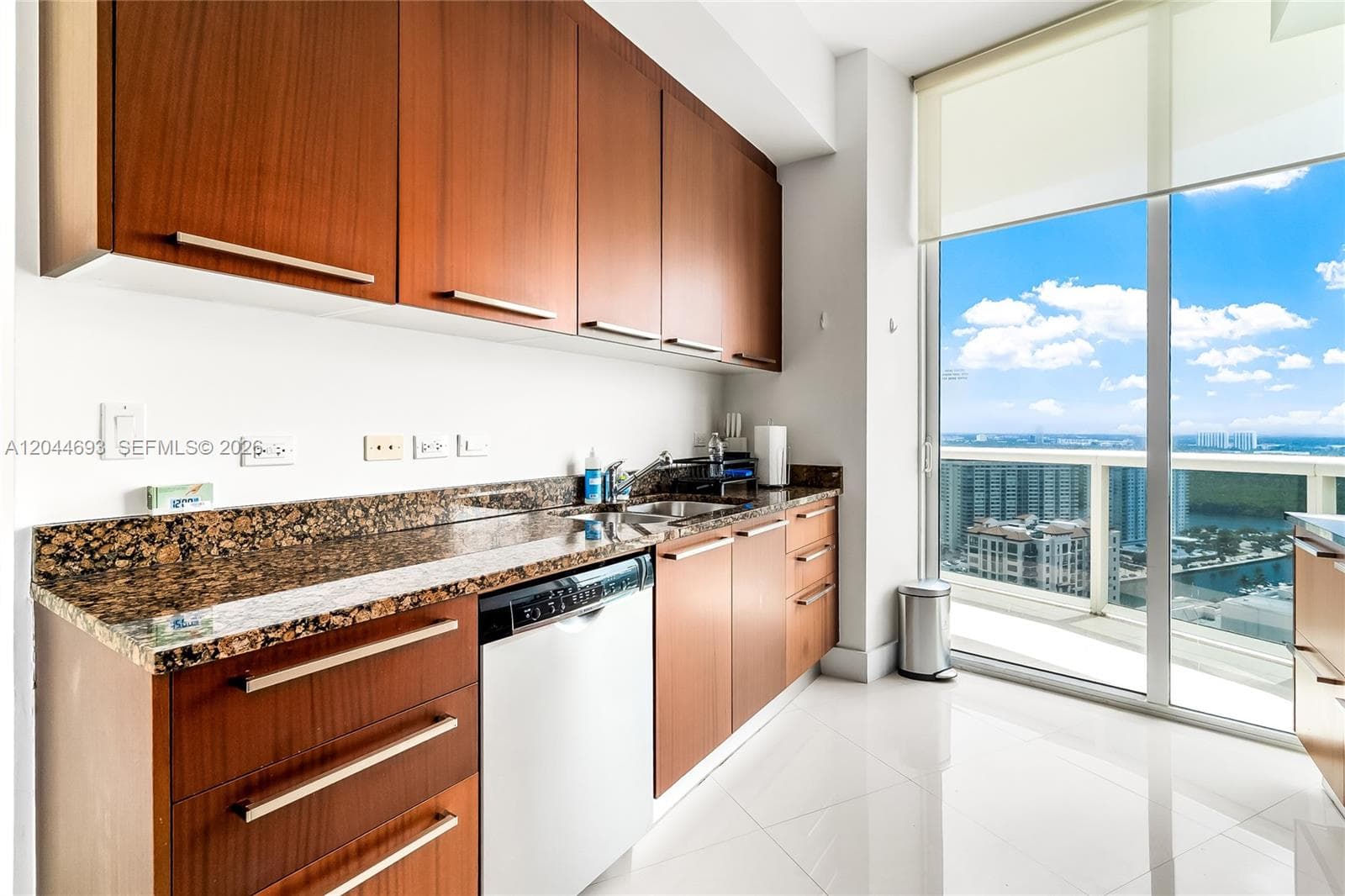 16001 Collins Ave 2605 photo 11