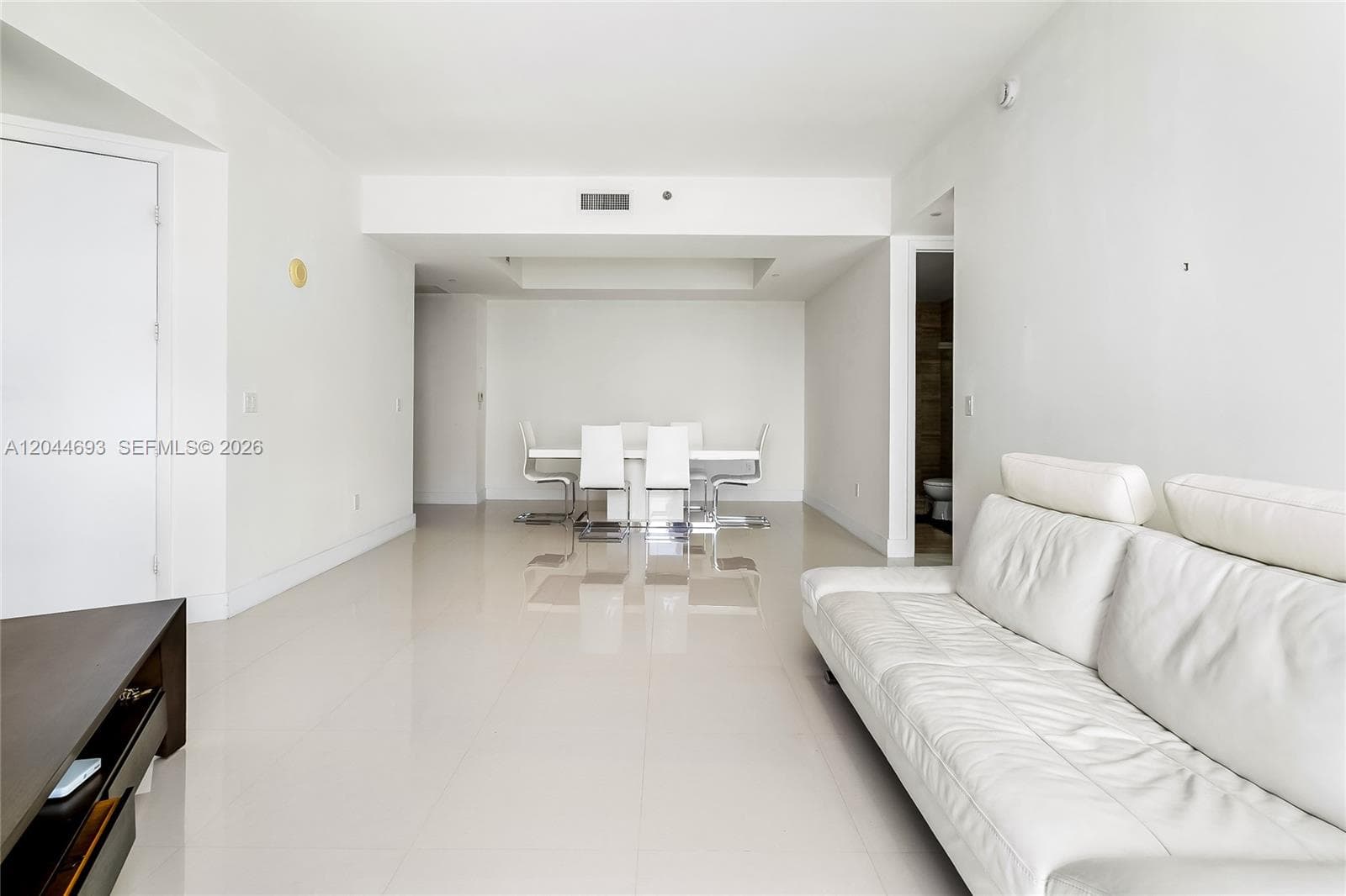 16001 Collins Ave 2605 photo 4