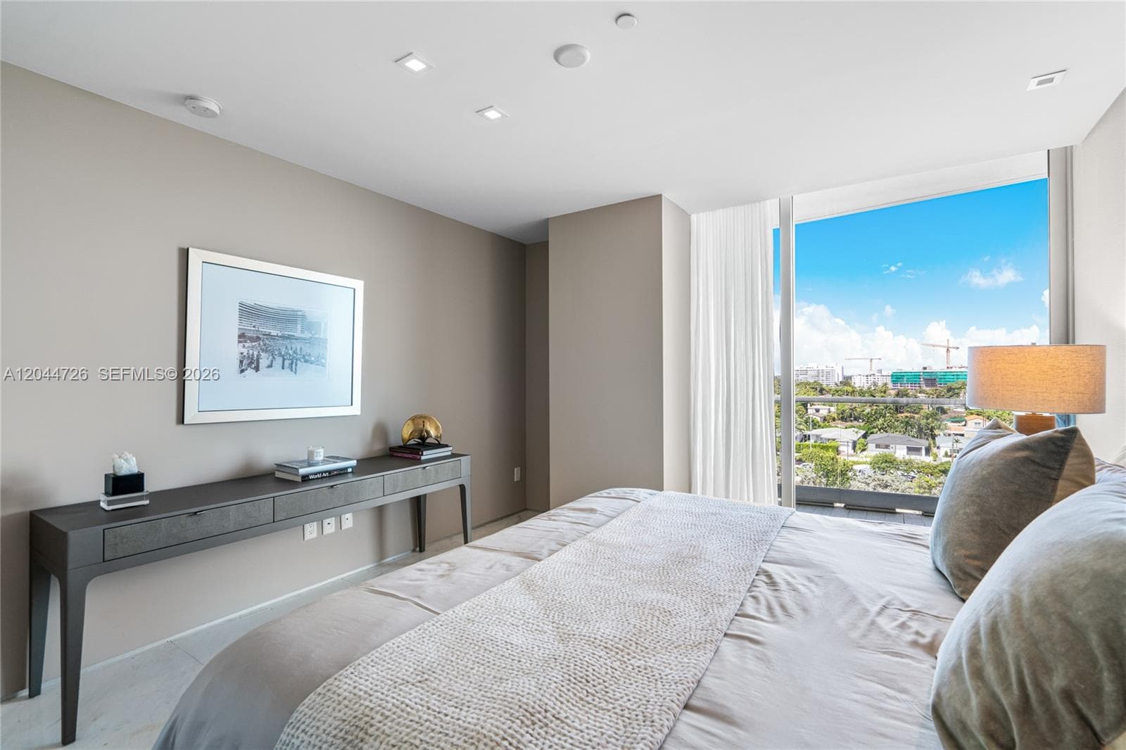 9349 Collins Ave 605 photo 18
